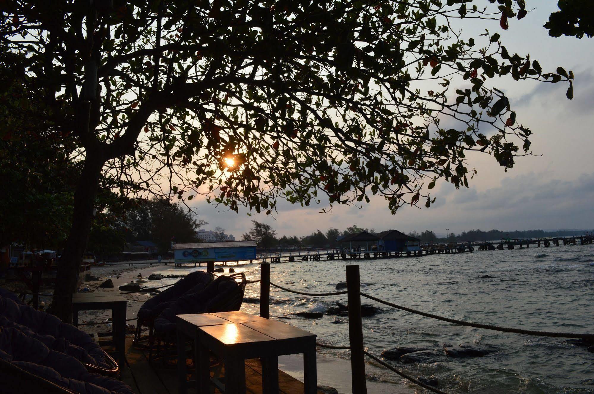 Laluna Sihanoukville Exterior photo