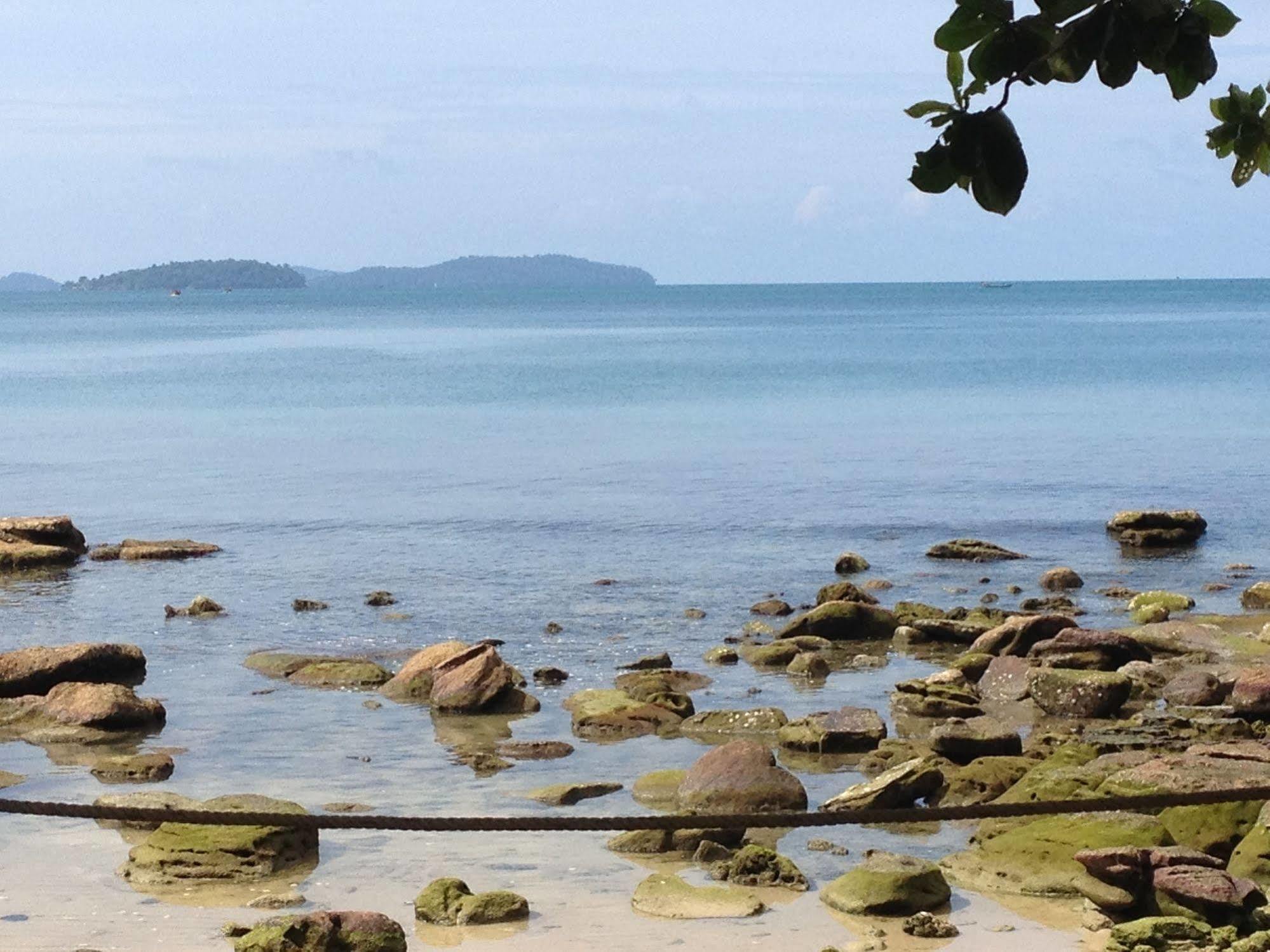 Laluna Sihanoukville Exterior photo